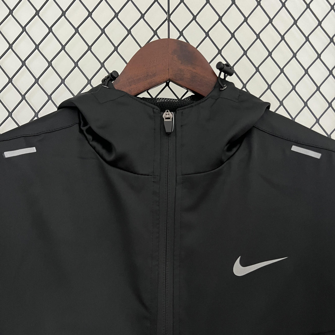 Nike Windbreaker Jacket - Black