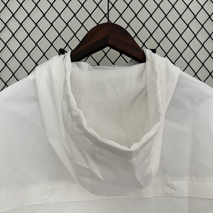 Nike Windbreaker Jacket - White