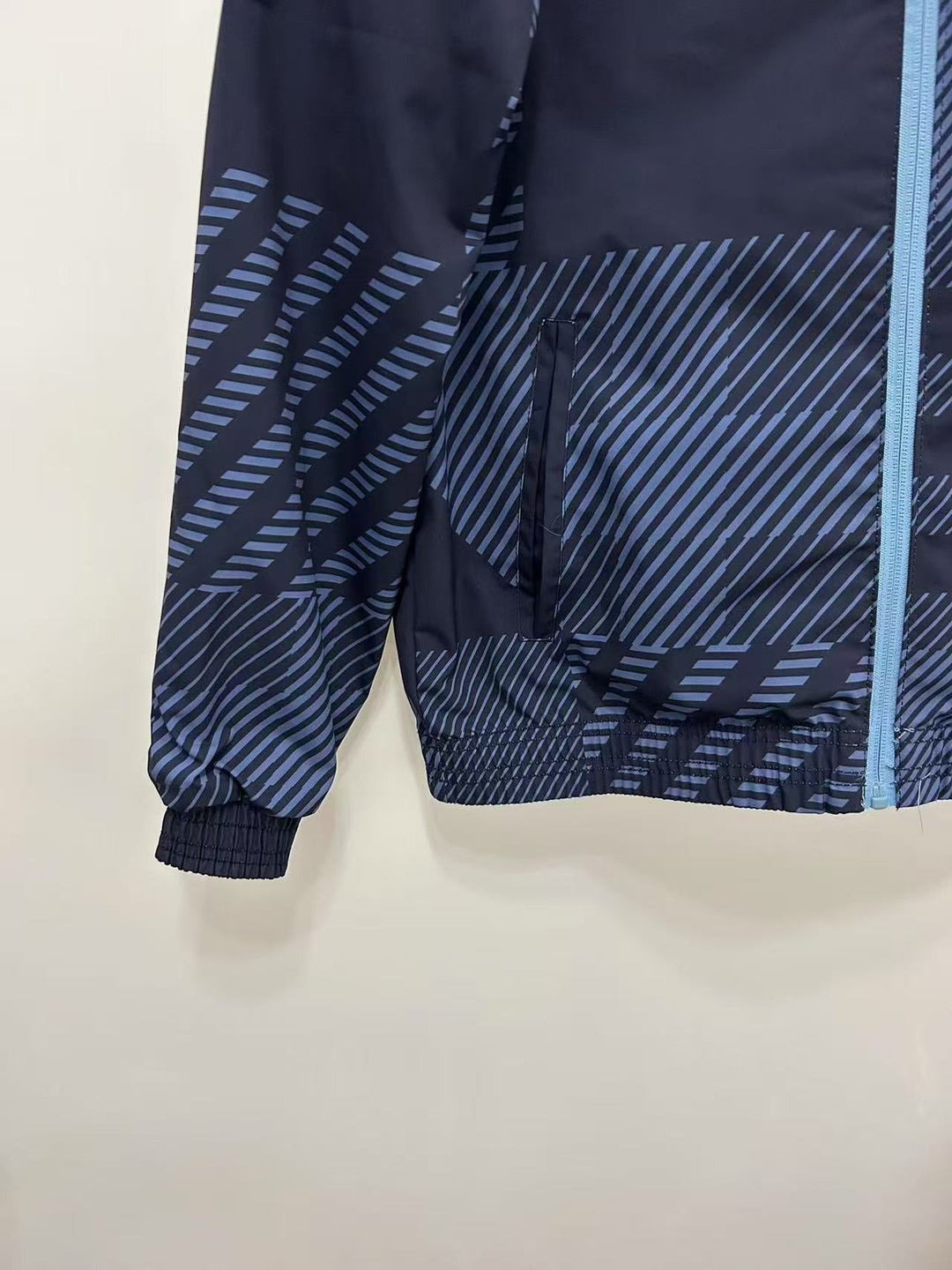 Scotland Reversible Windbreaker Jacket - Light Blue/Navy Blue