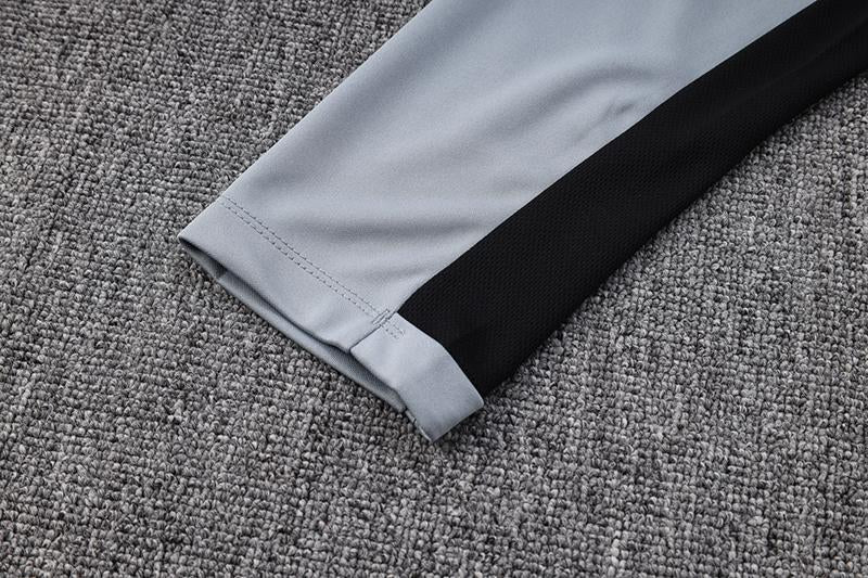 Nike Training Jacket - Gray/Black