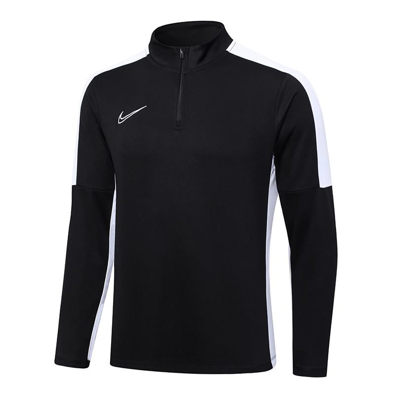 Nike Training Jacket - Black/White