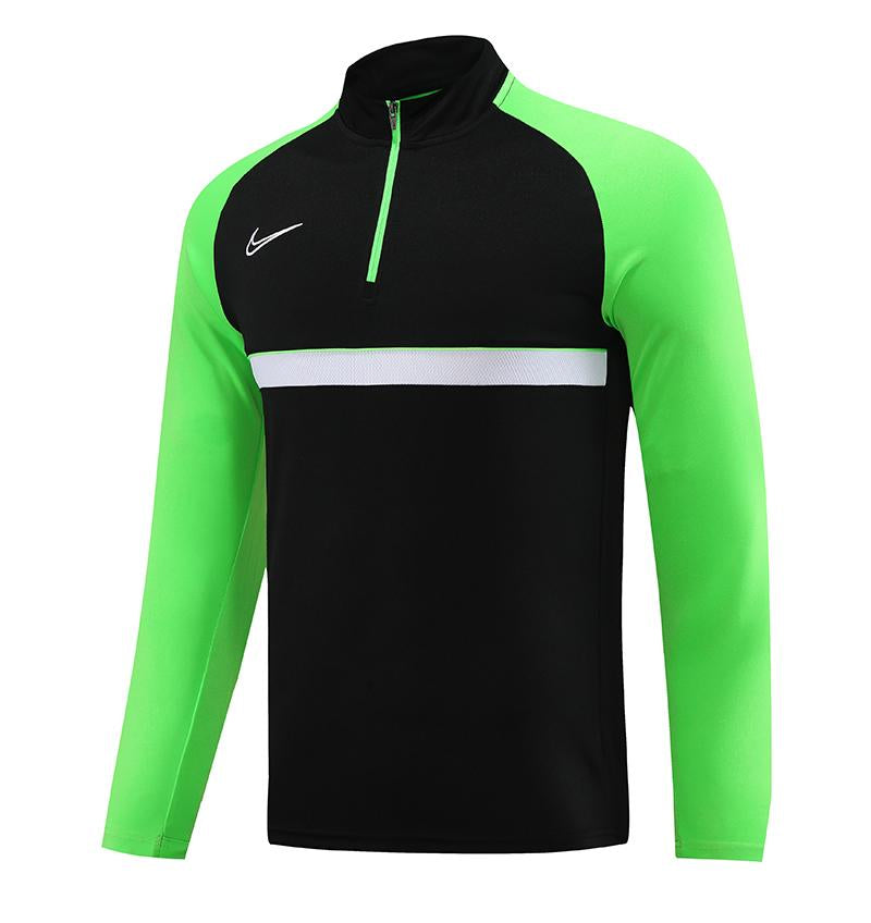 Nike Training Jacket - Black/Green