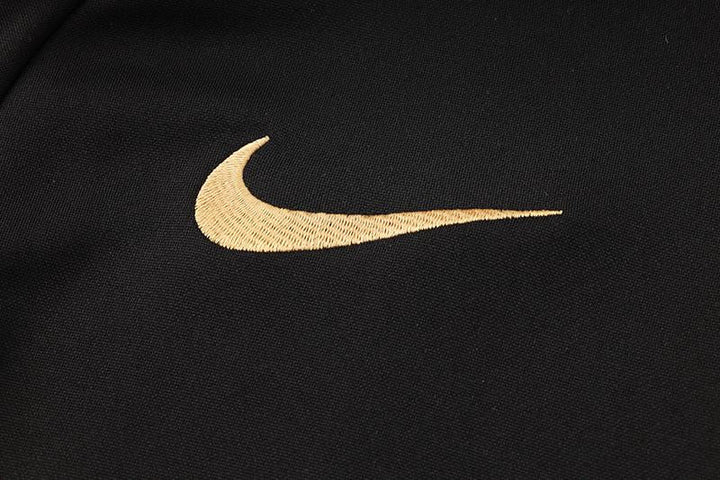 Nike Training Jacket - Black/Golden
