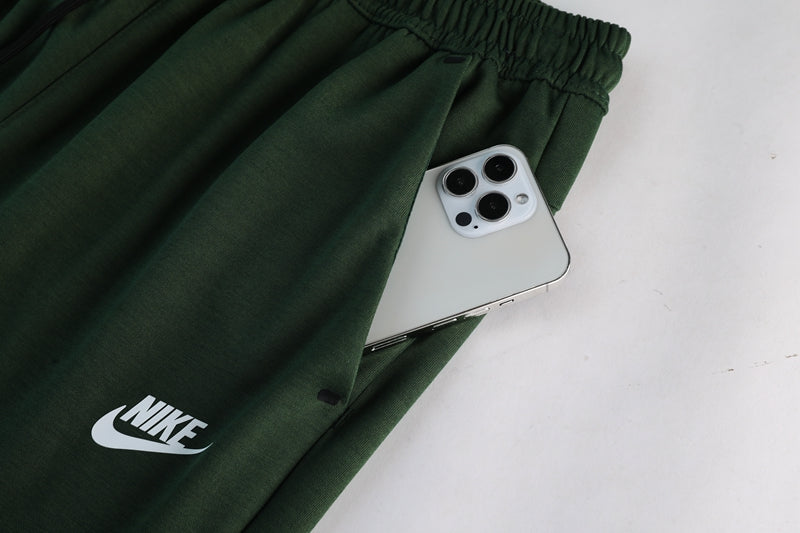 Nike Pants - Green