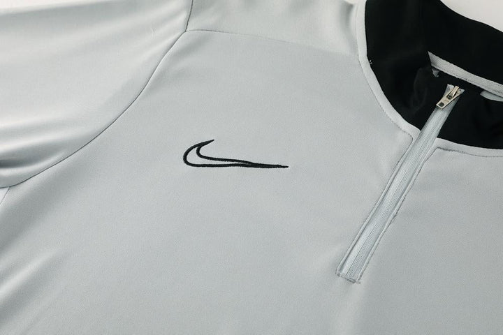 Nike Training Jacket - Grey/Black