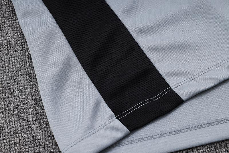 Nike Training Jacket - Gray/Black
