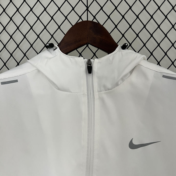 Nike Windbreaker Jacket - White