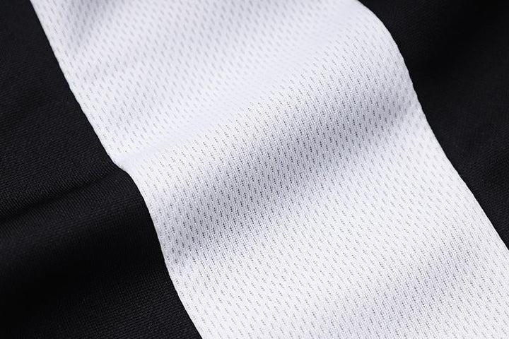 Nike Training Jacket - Black/White