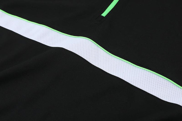 Nike Training Jacket - Black/Green