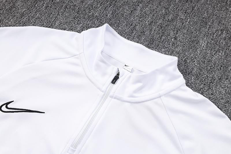 Nike Training Jacket - White/Black II