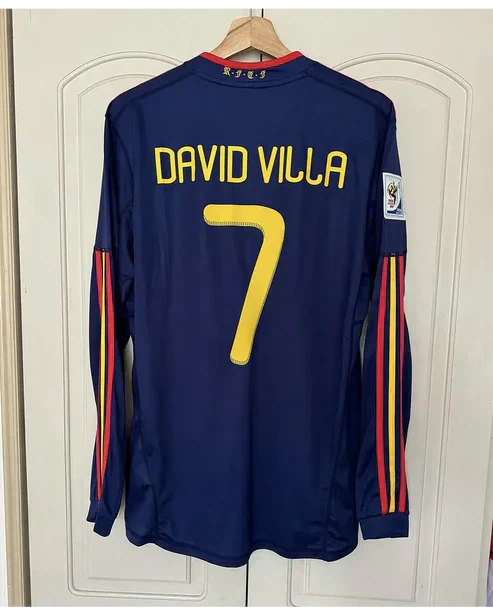 Spain 2010 WC Final Retro Shirt - David Villa #7 (+Patches)