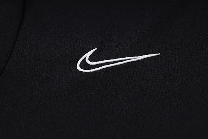 Nike Training Jacket - Black/White