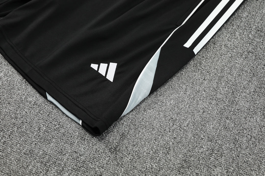 Real Madrid 2025/26 Training Kit - Pink/Green