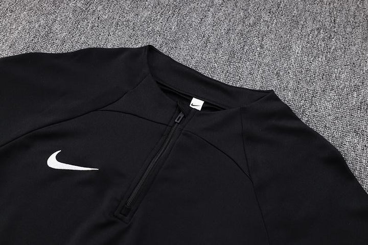 Nike Training Jacket - Black