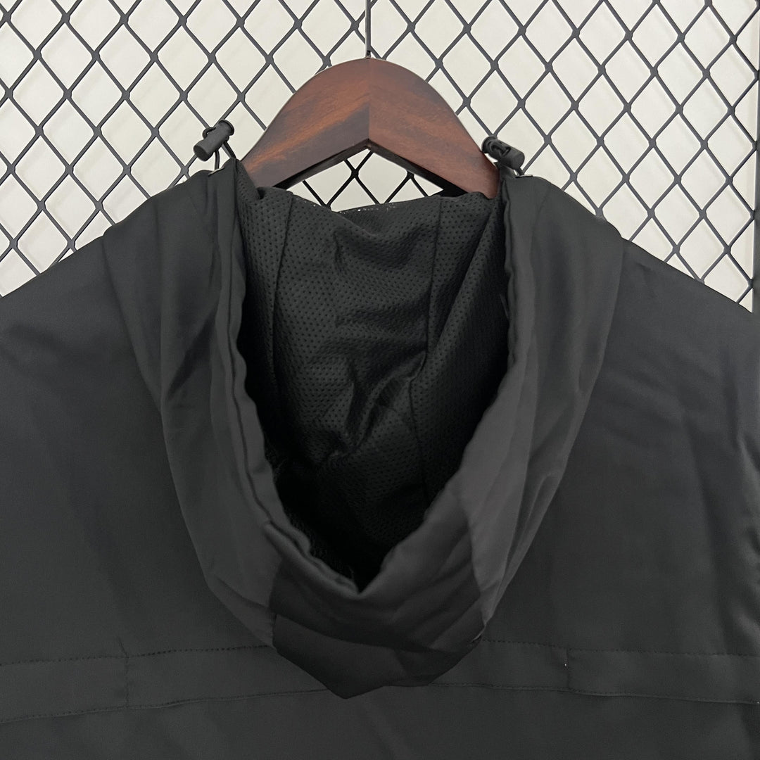 Nike Windbreaker Jacket - Black