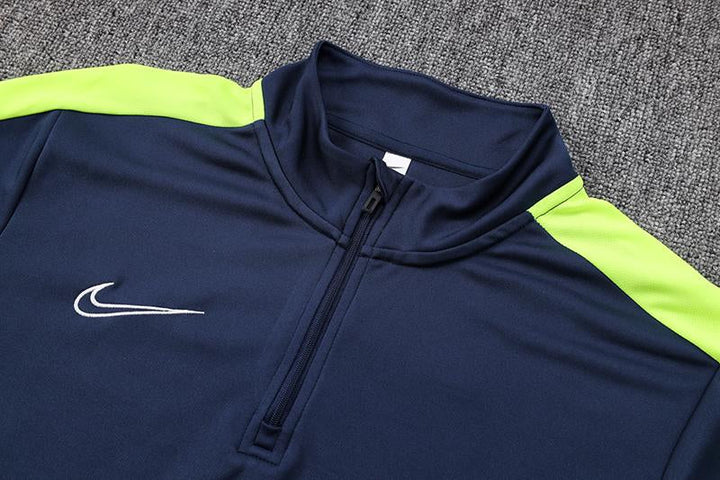 Nike Training Jacket - Navy Blue/Green